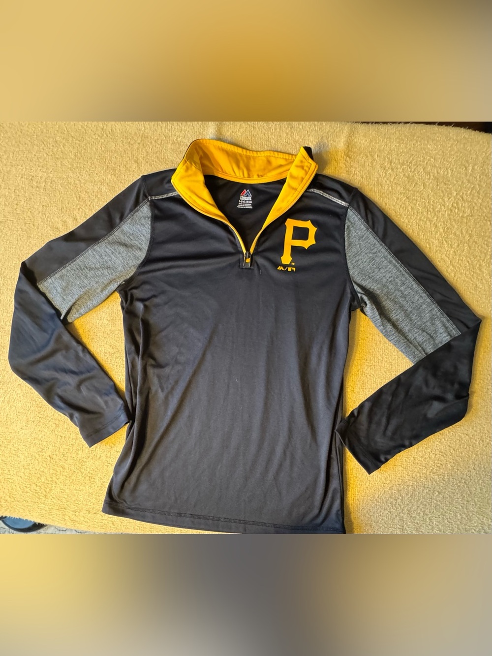 Majestic Kids Pittsburgh Pirates Black & Yellow Quarter-Zip Jersey